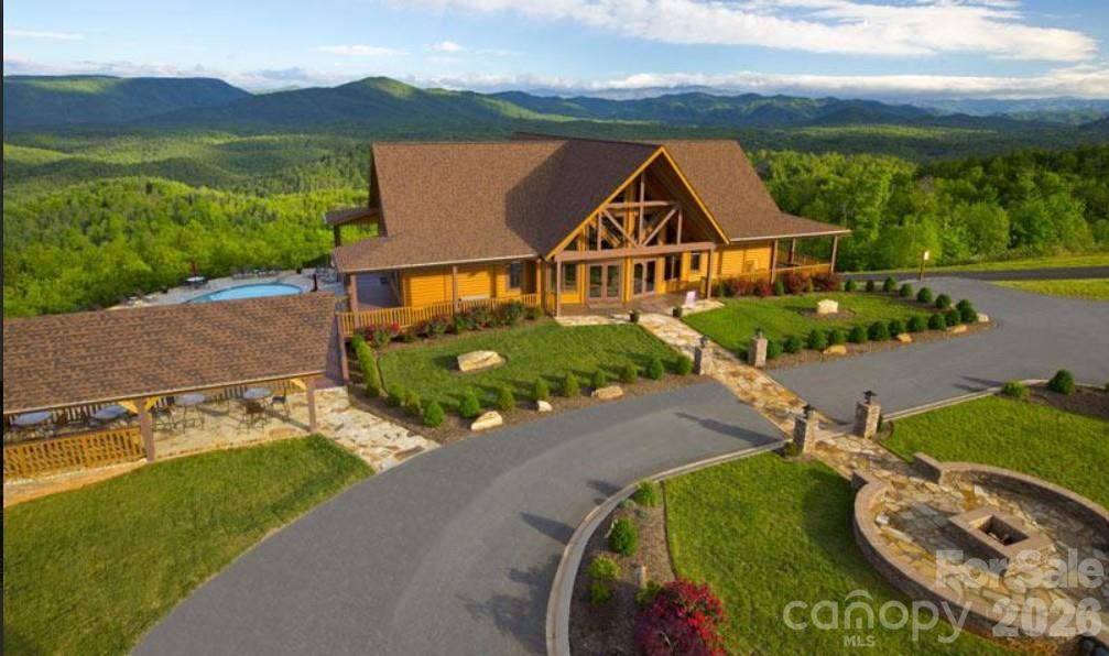 2093 Thoroughbred Way Lenoir NC 28645