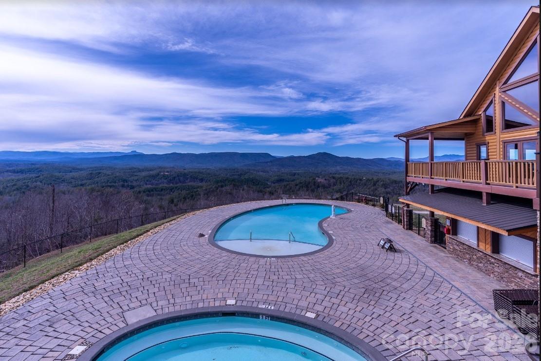 2093 Thoroughbred Way Lenoir NC 28645