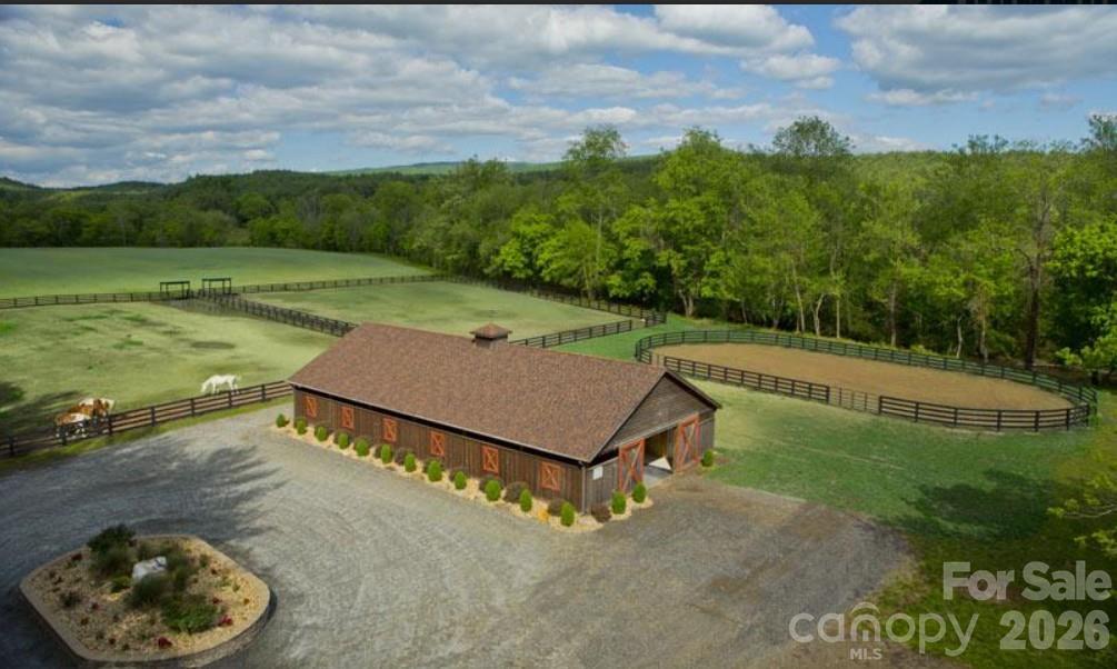 2093 Thoroughbred Way Lenoir NC 28645