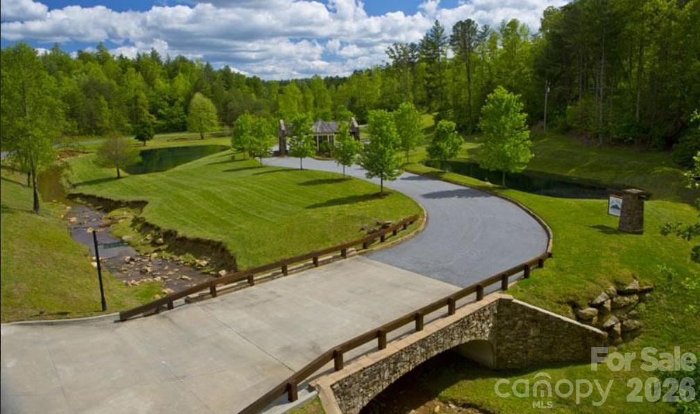 2093 Thoroughbred Way Lenoir NC 28645
