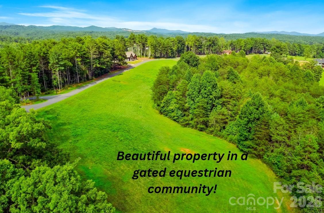 2093 Thoroughbred Way Lenoir NC 28645