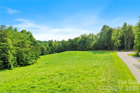 2093 Thoroughbred Way Lenoir NC 28645