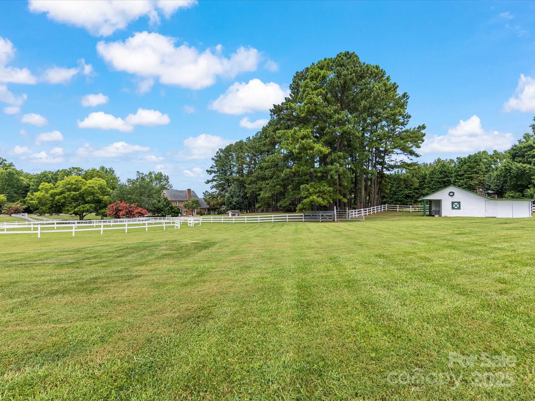 11215 Idlewild Road Matthews NC 28105