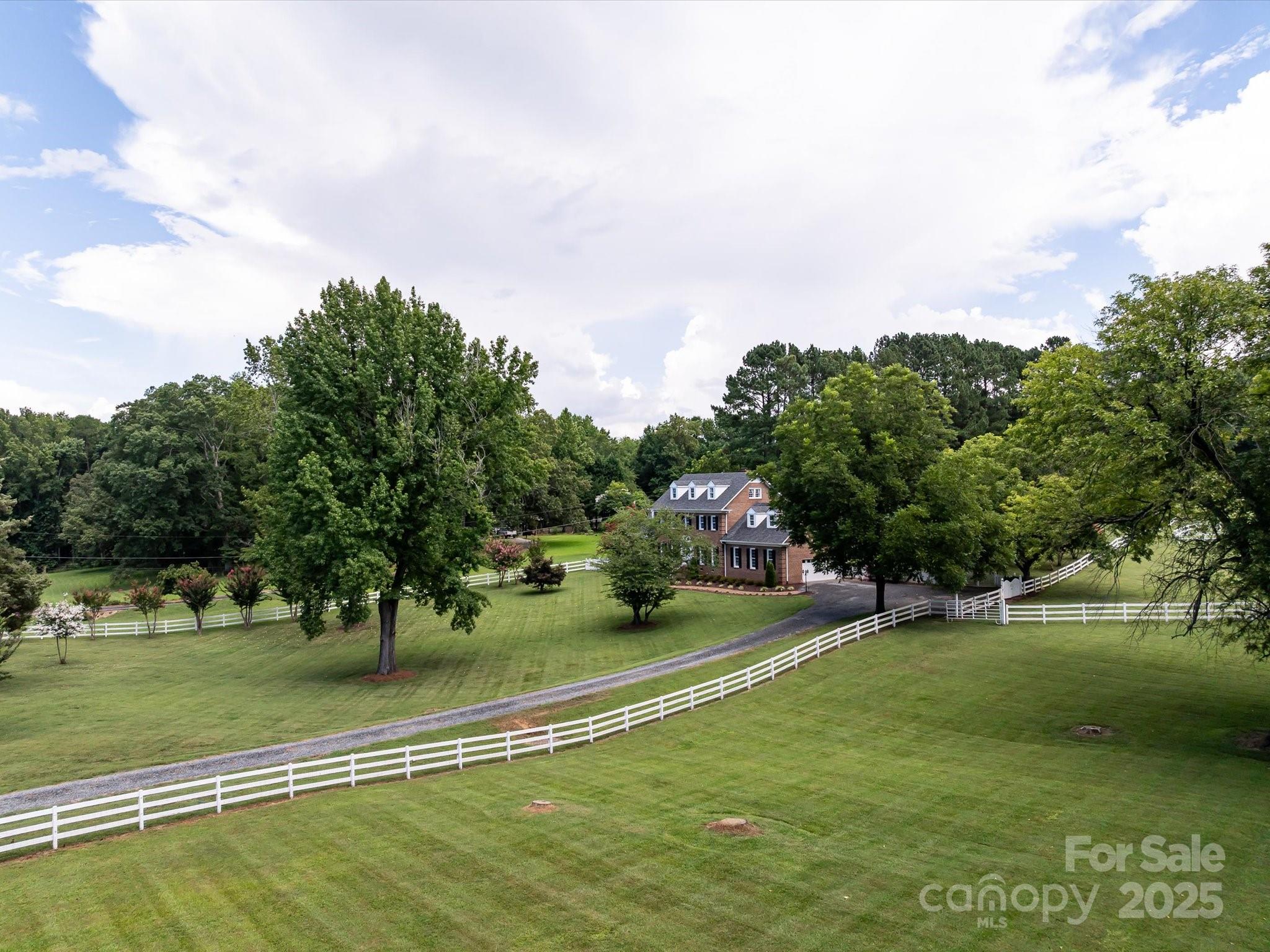 11215 Idlewild Road Matthews NC 28105