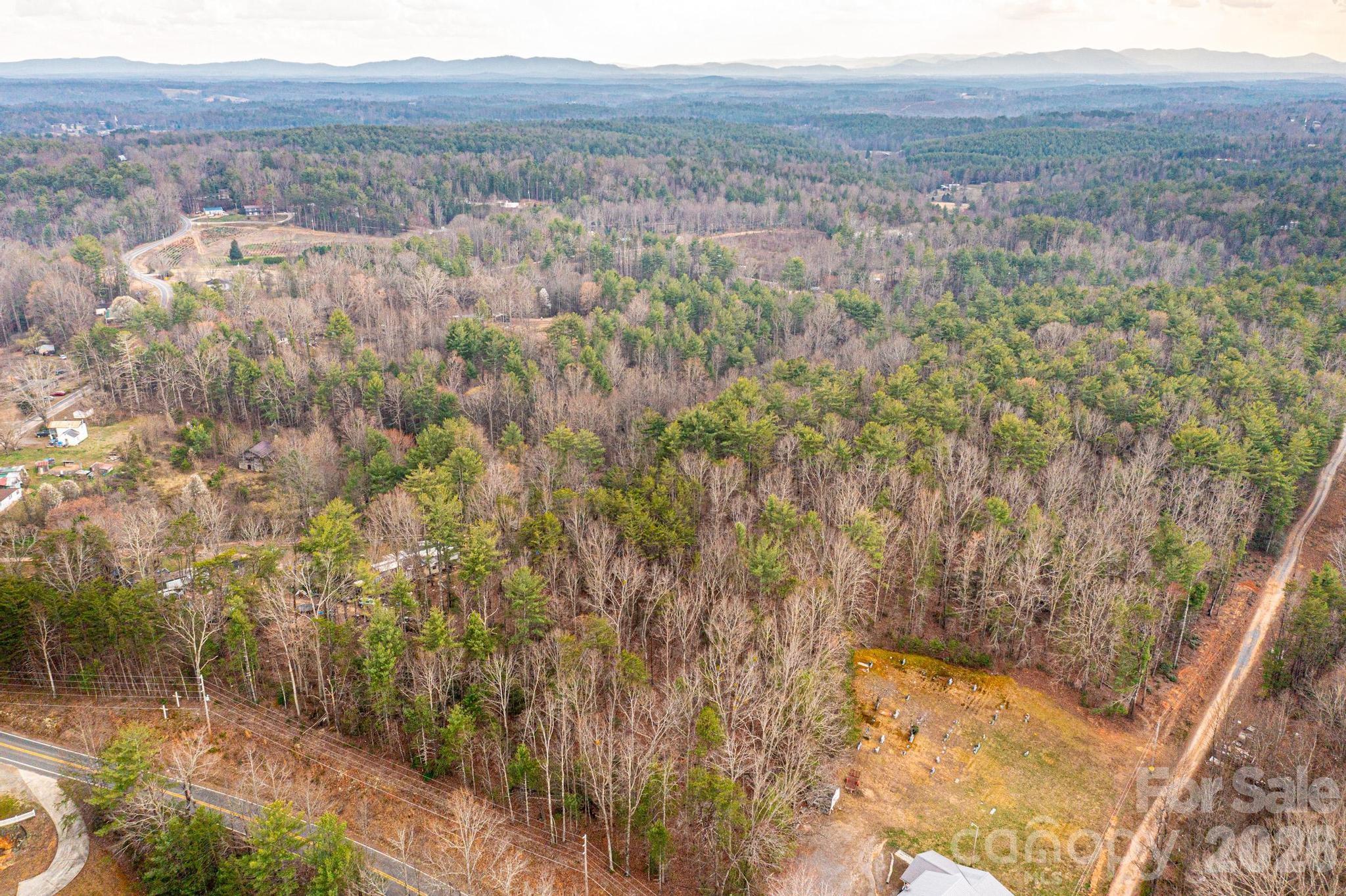 0000 Playmore Beach Road Lenoir NC 28645