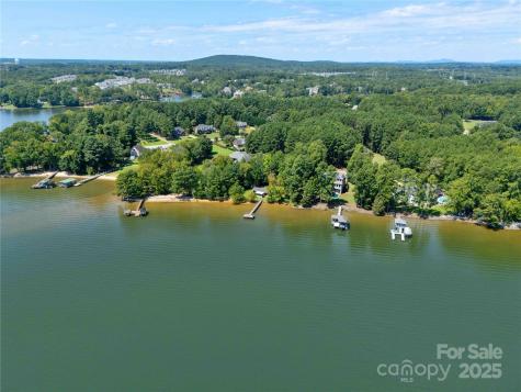 5350 Commodore Place Clover SC 29710