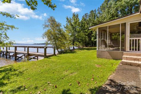 5350 Commodore Place Clover SC 29710