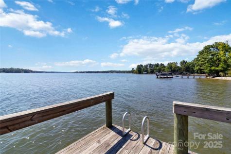 5350 Commodore Place Clover SC 29710