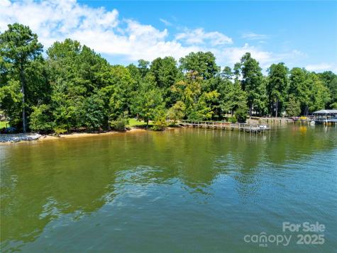 5350 Commodore Place Clover SC 29710