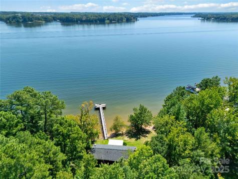 5350 Commodore Place Clover SC 29710