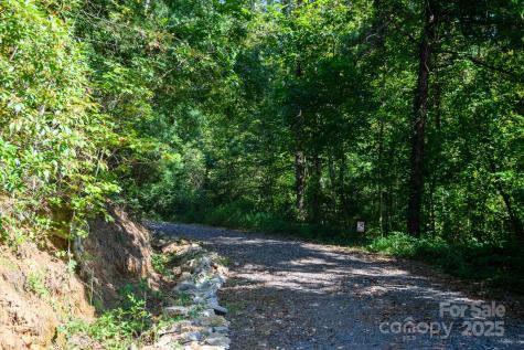 2340 Twin Poplars Lane Lenoir NC 28645