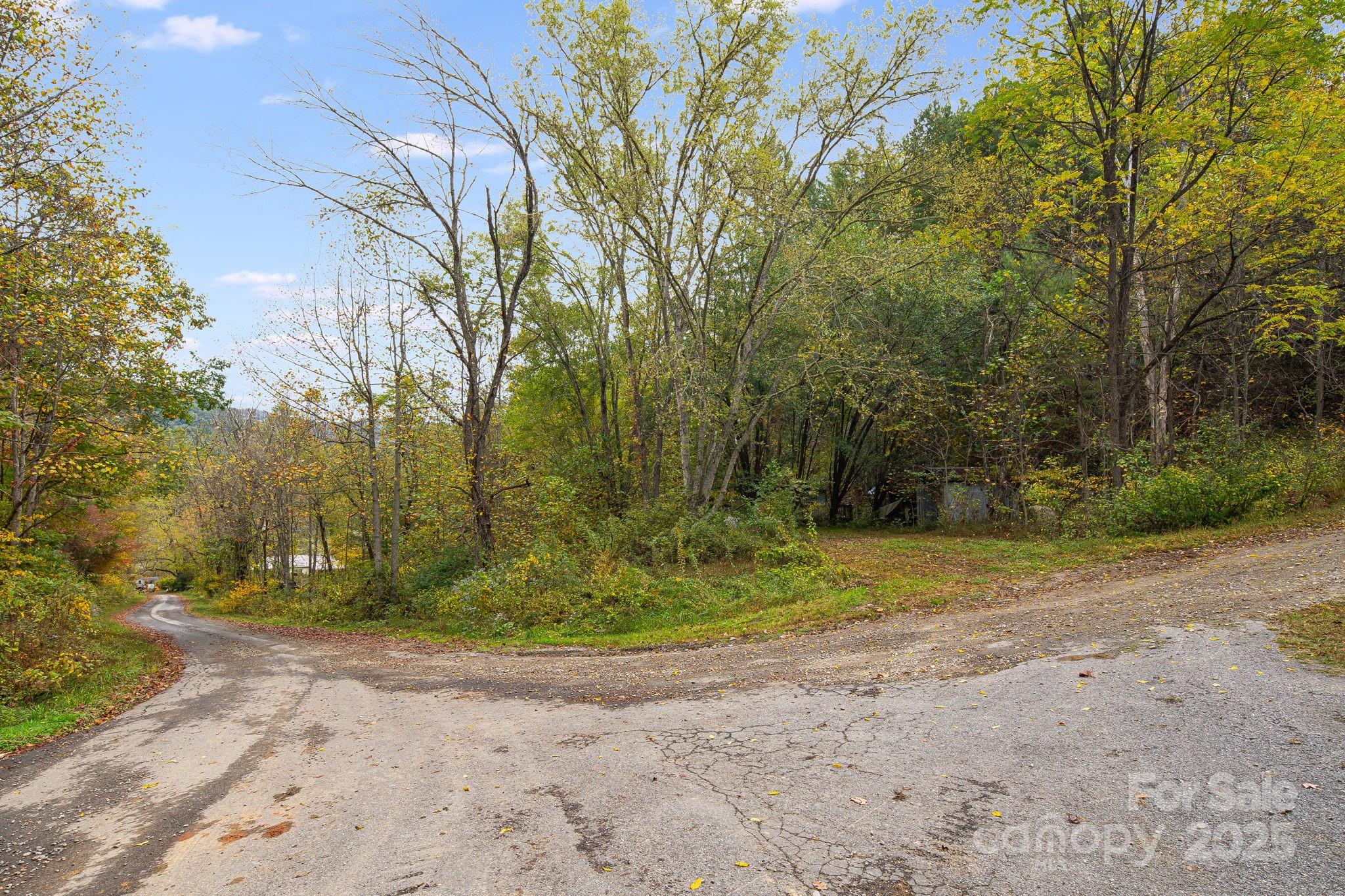 211 Evergreen Road Burnsville NC 28714