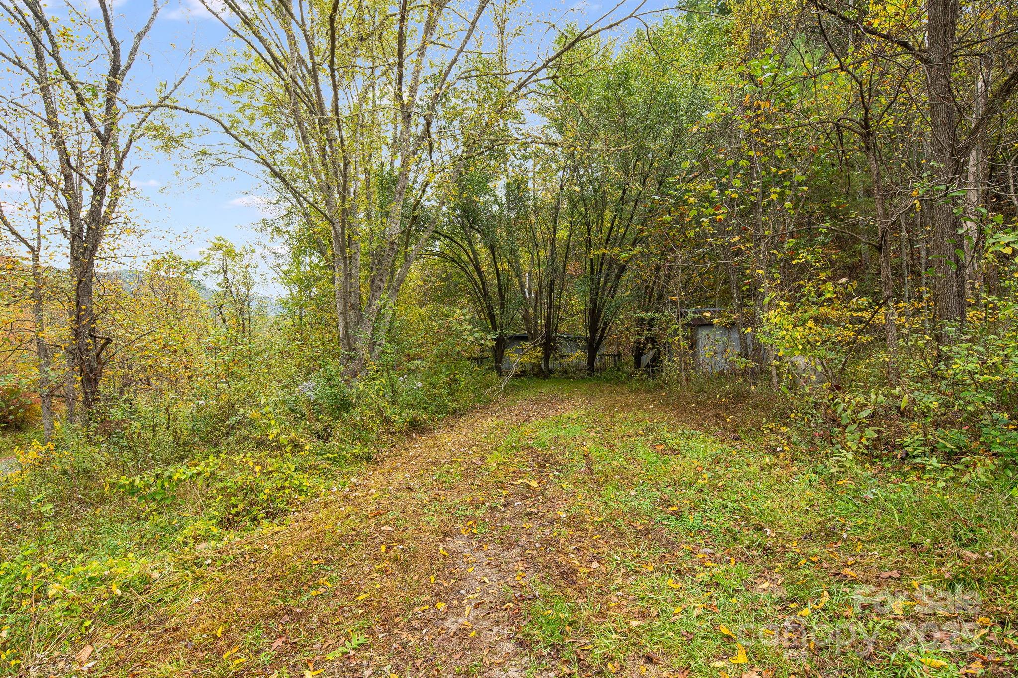 211 Evergreen Road Burnsville NC 28714