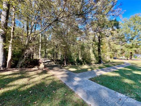 000 Riveroaks Lane Lancaster SC 29720