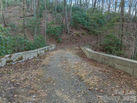 119 Wildflower Cove Drive Swannanoa NC 28778