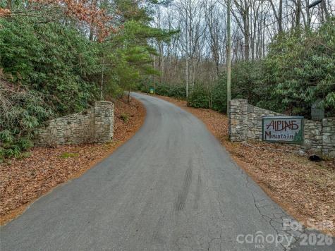 119 Wildflower Cove Drive Swannanoa NC 28778