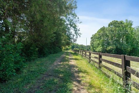 21121 Shearer Road Davidson NC 28036