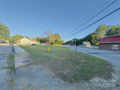 37 Rice Street Belton SC 29627