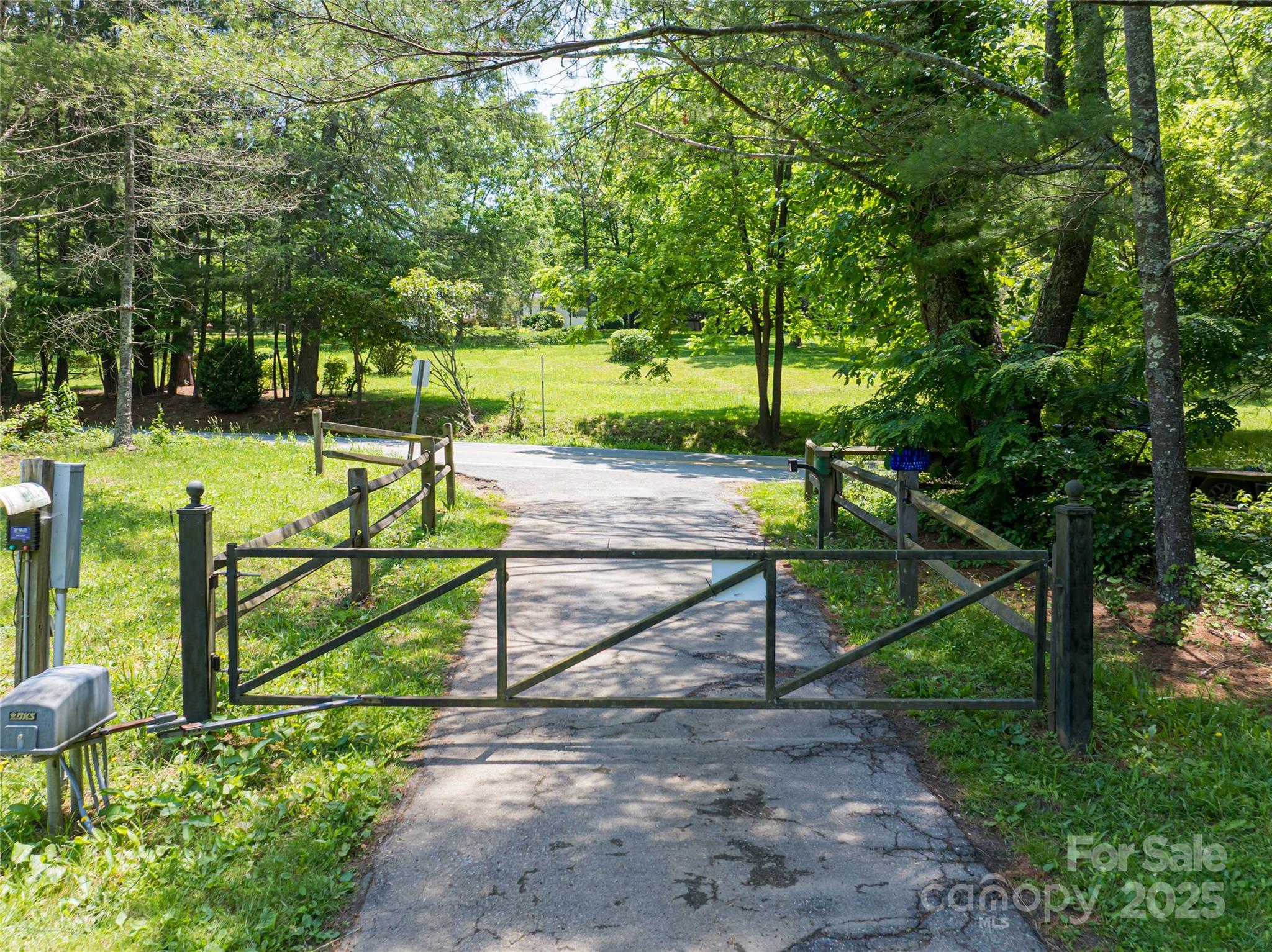 173 Avery Creek Road Arden NC 28704