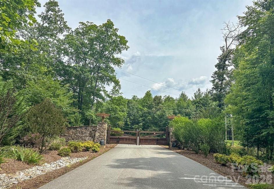 32 Clear View Way Nebo NC 28761