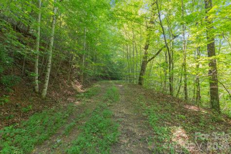 80 Breezewood Drive Bryson City NC 28713