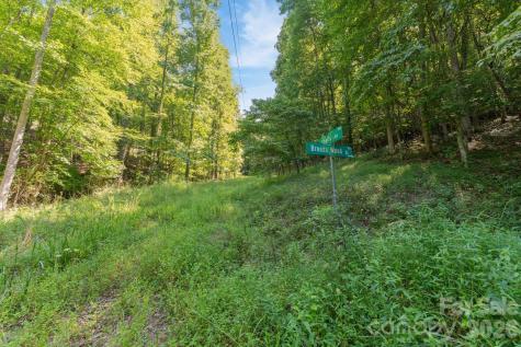 80 Breezewood Drive Bryson City NC 28713