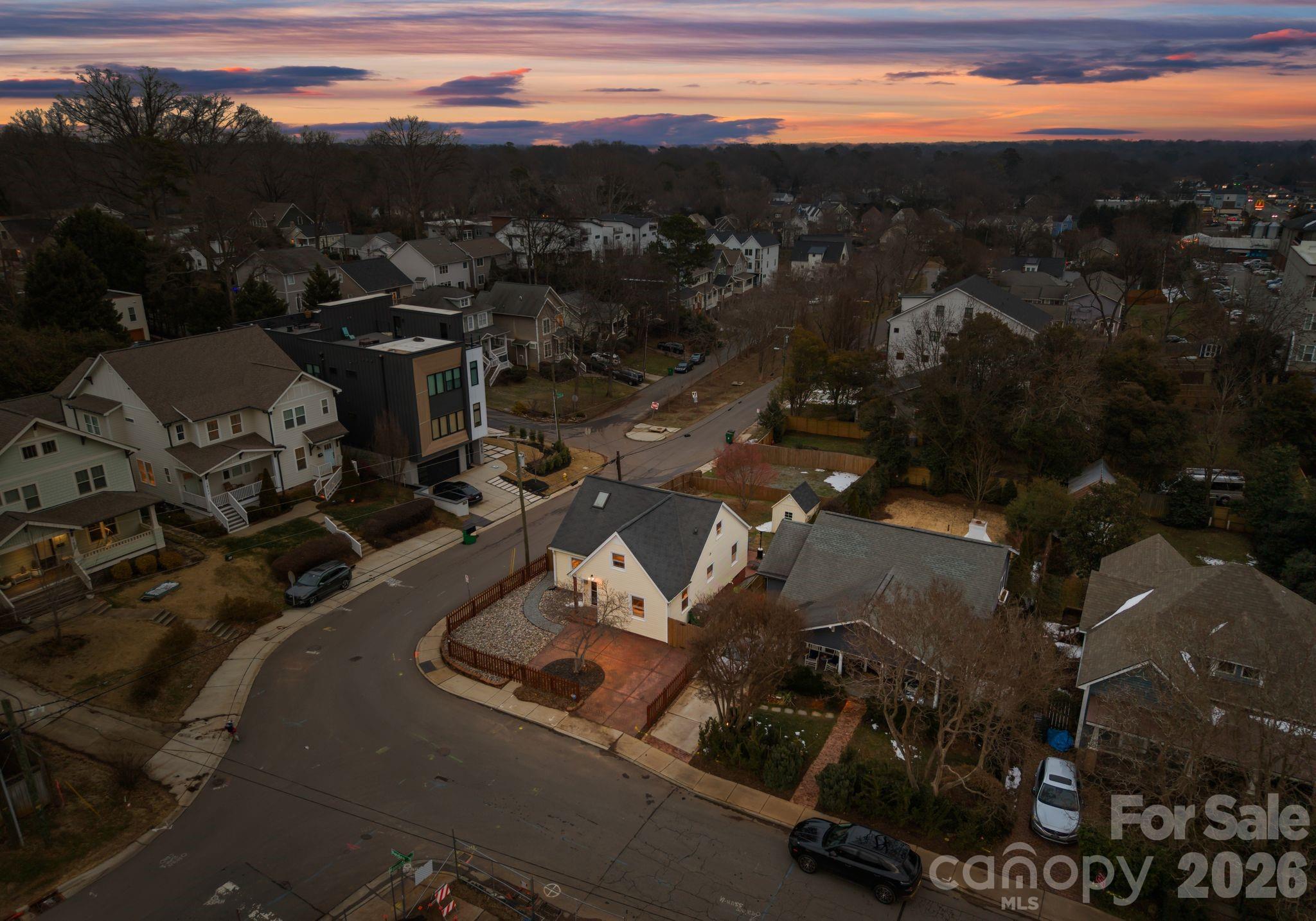 1424 Nandina Street Charlotte NC 28205