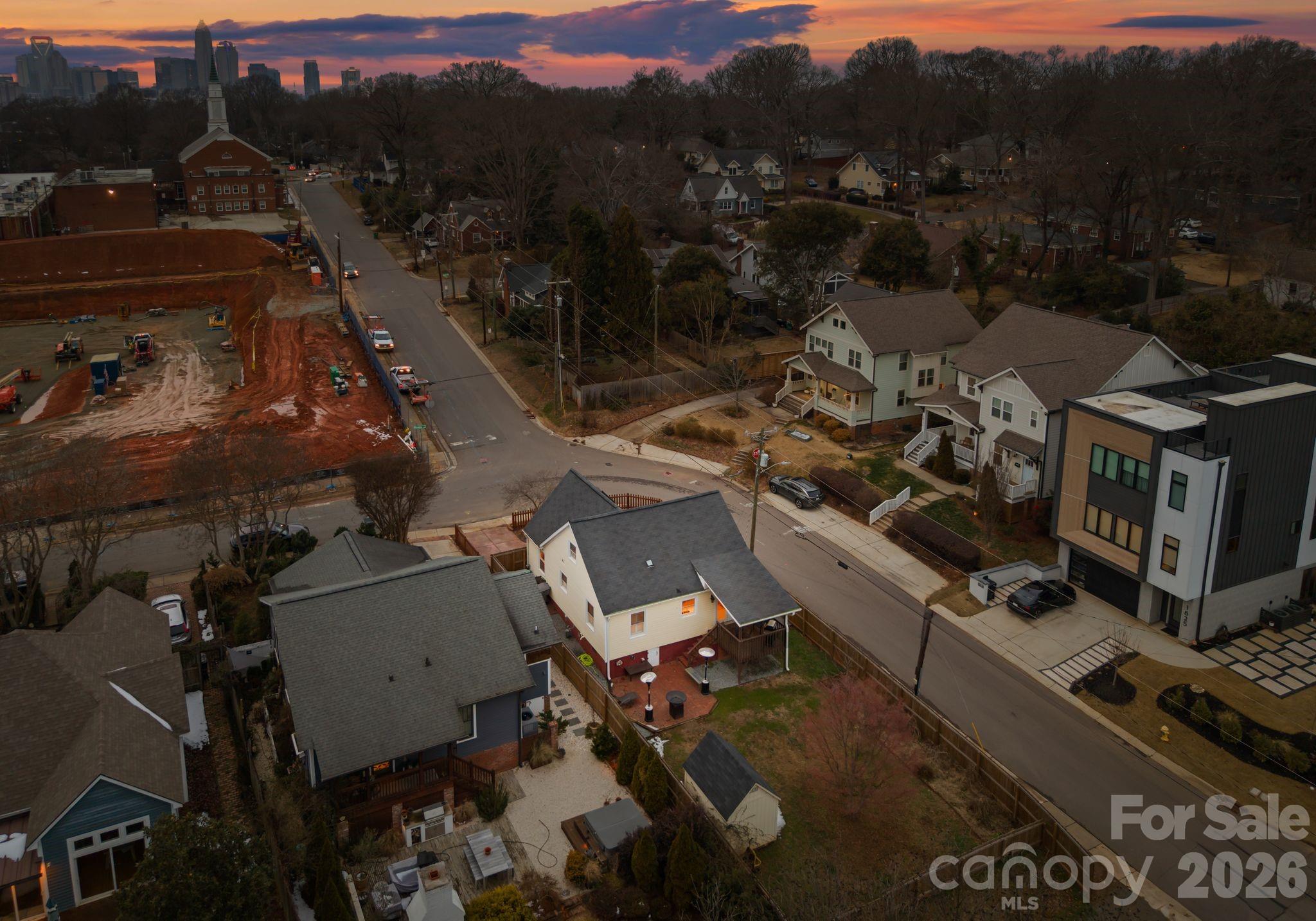1424 Nandina Street Charlotte NC 28205