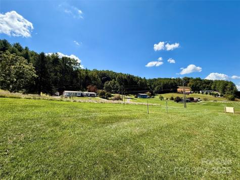 81 River Look Drive Burnsville NC 28714
