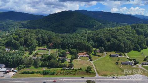 81 River Look Drive Burnsville NC 28714