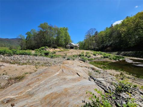 465 Paradise Lane Burnsville NC 28714