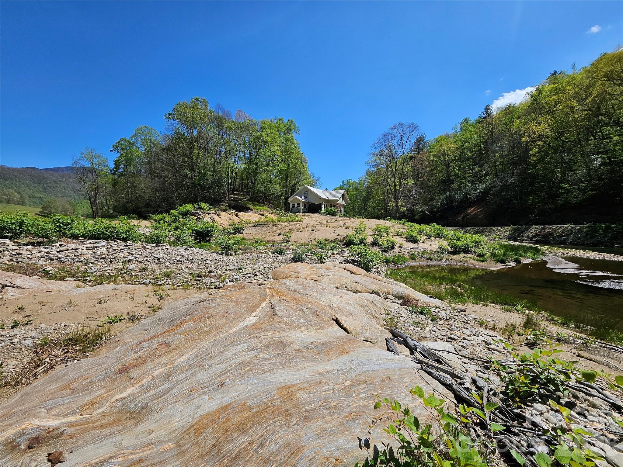 465 Paradise Lane Burnsville NC 28714