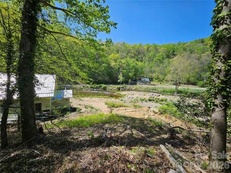 465 Paradise Lane Burnsville NC 28714