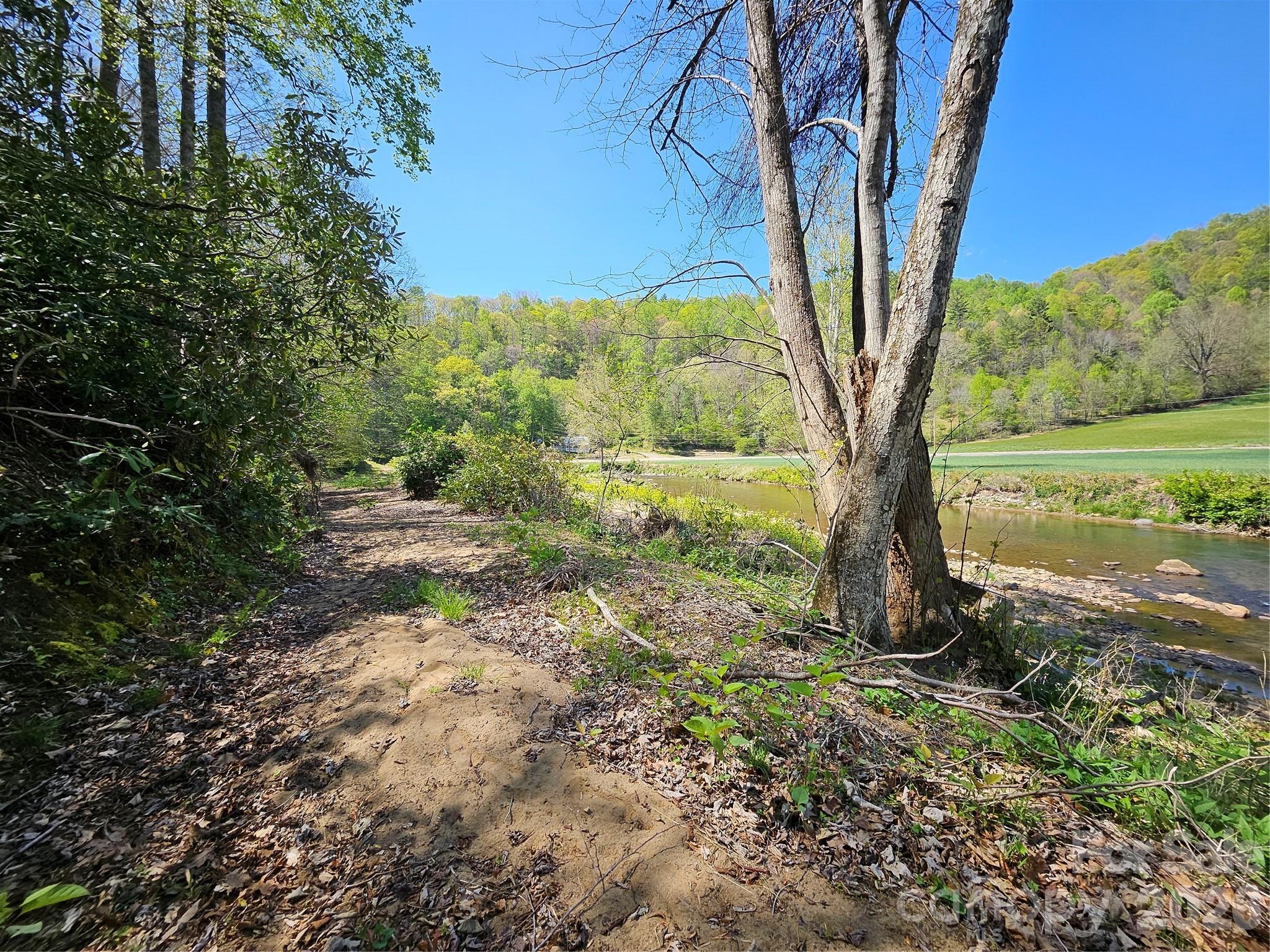 465 Paradise Lane Burnsville NC 28714