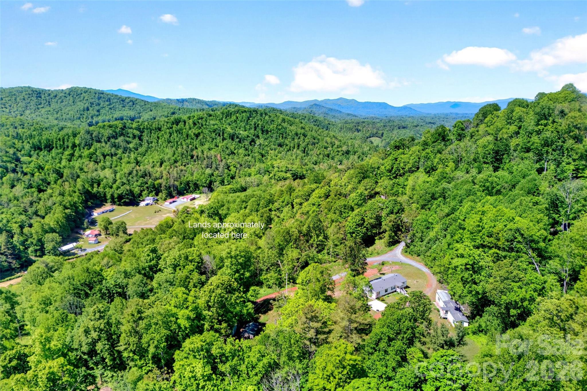 V/l Wolf Crossing Bakersville NC 28705