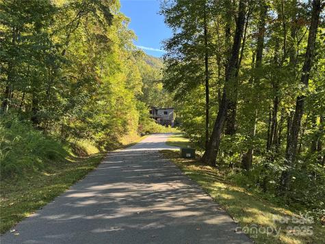 400 High Hickory Trail Swannanoa NC 28778