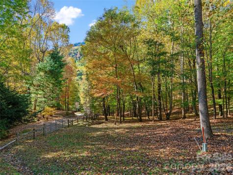 42 Hickory Springs Road Burnsville NC 28714