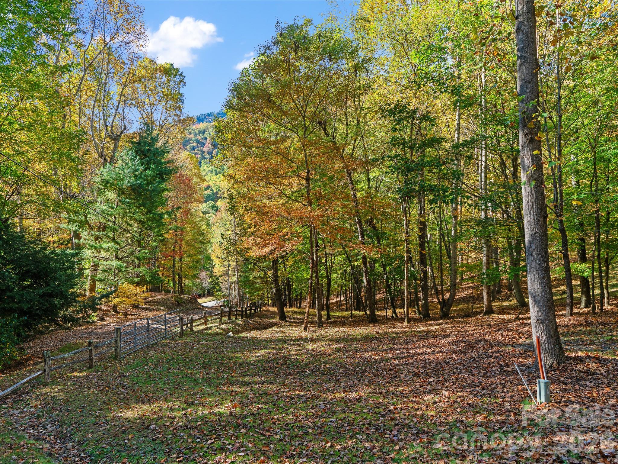 42 Hickory Springs Road Burnsville NC 28714