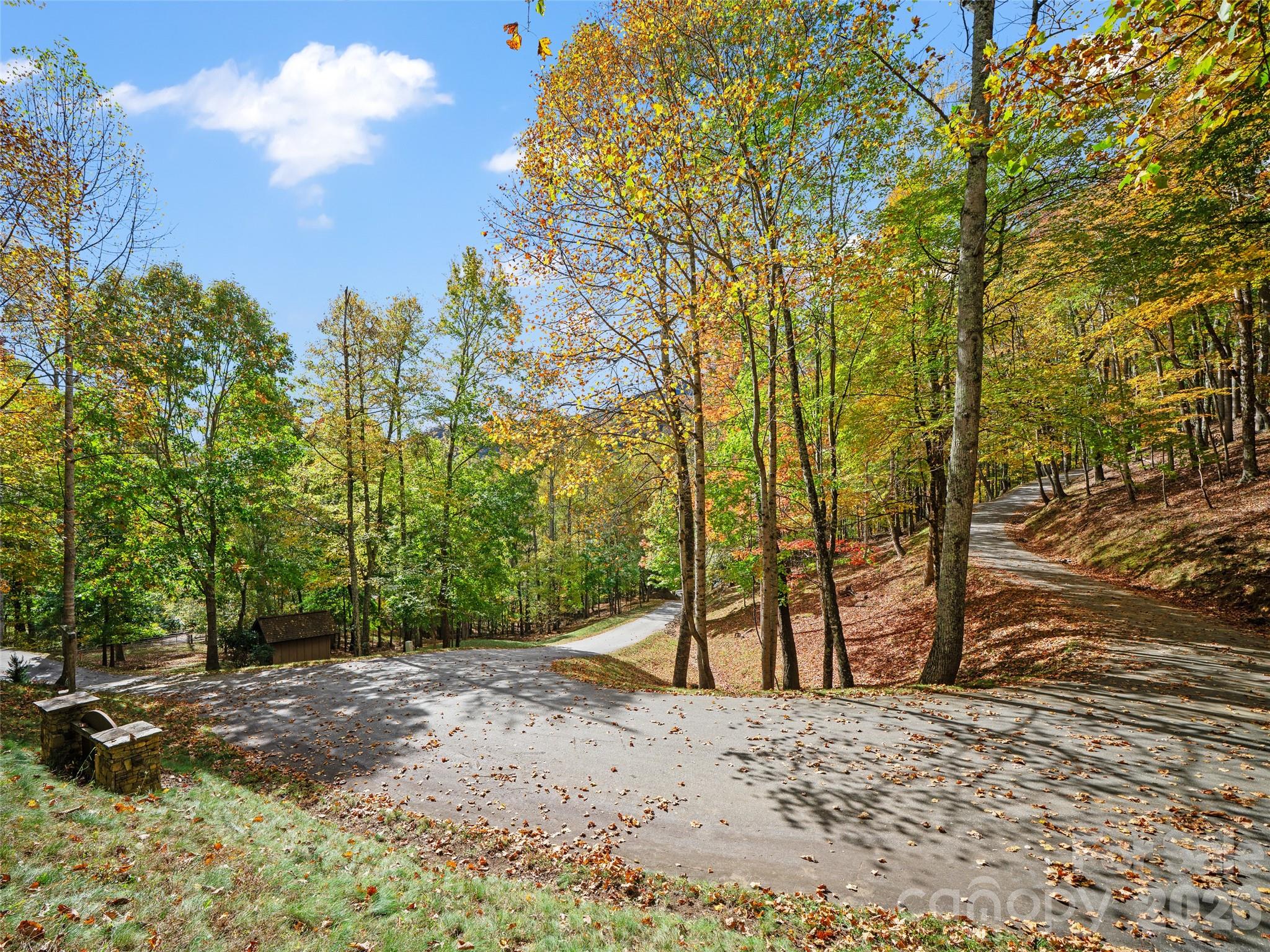 42 Hickory Springs Road Burnsville NC 28714