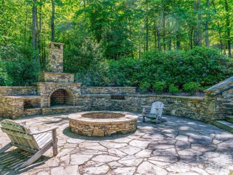 42 Hickory Springs Road Burnsville NC 28714