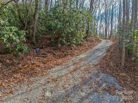 9999-12 Bob Barnwell Road Asheville NC 28803