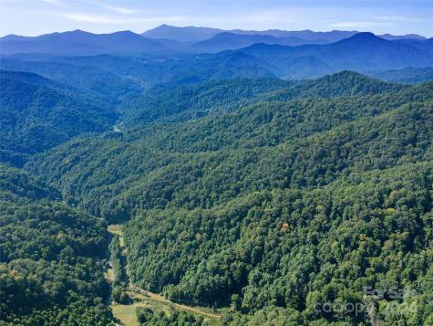 000 Byrd Creek Road Green Mountain NC 28740