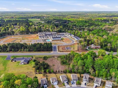 1386 Highway 55 Highway E Clover SC 29710