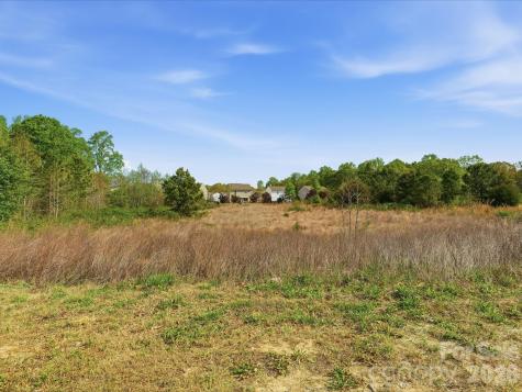 1386 Highway 55 Highway E Clover SC 29710