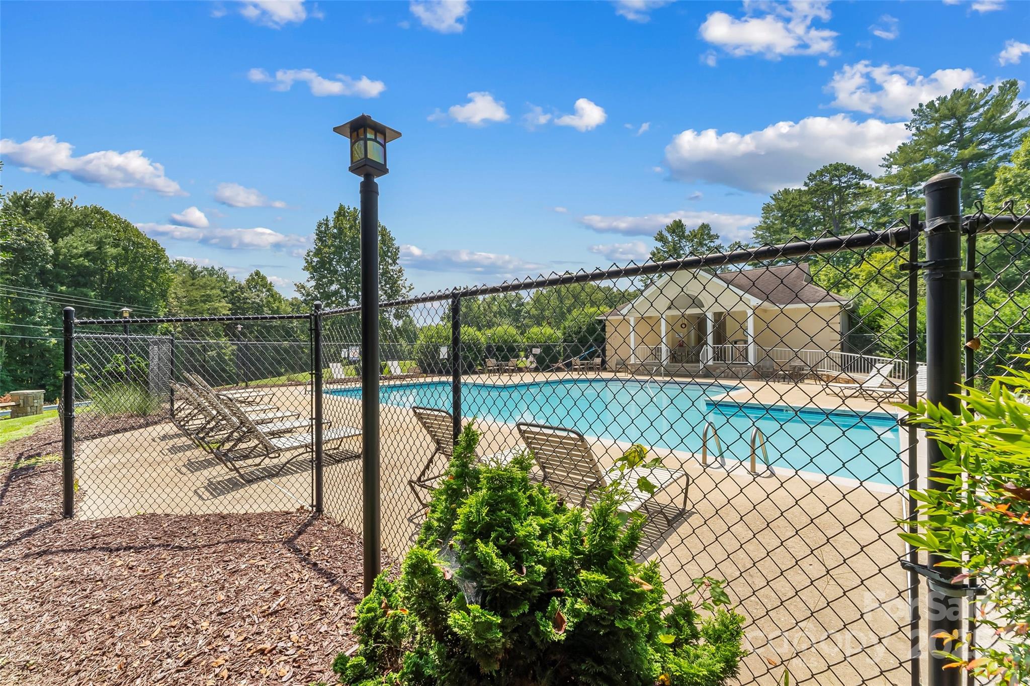 2076 Waterford Way Morganton NC 28655