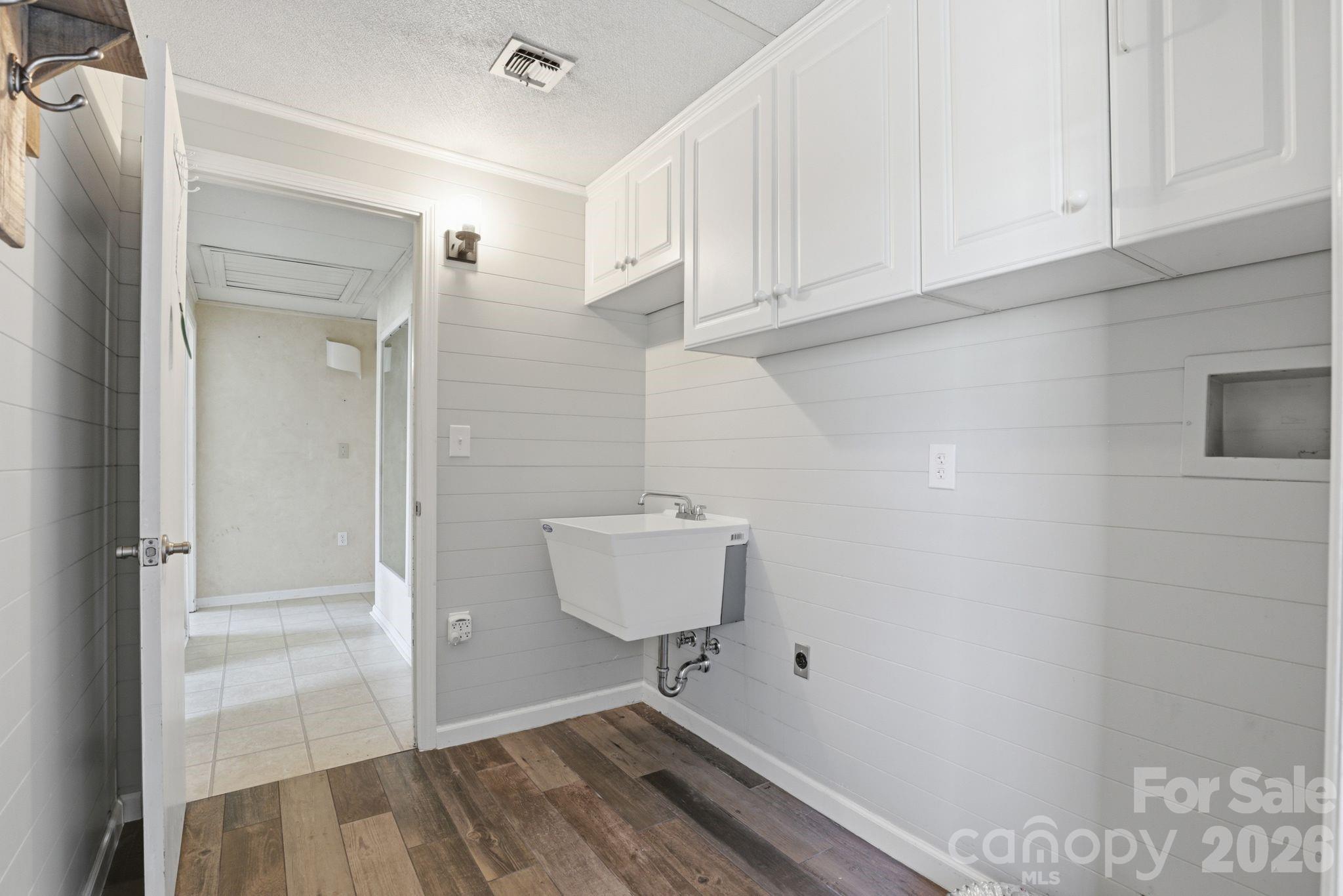 236 Apache Road Troutman NC 28166
