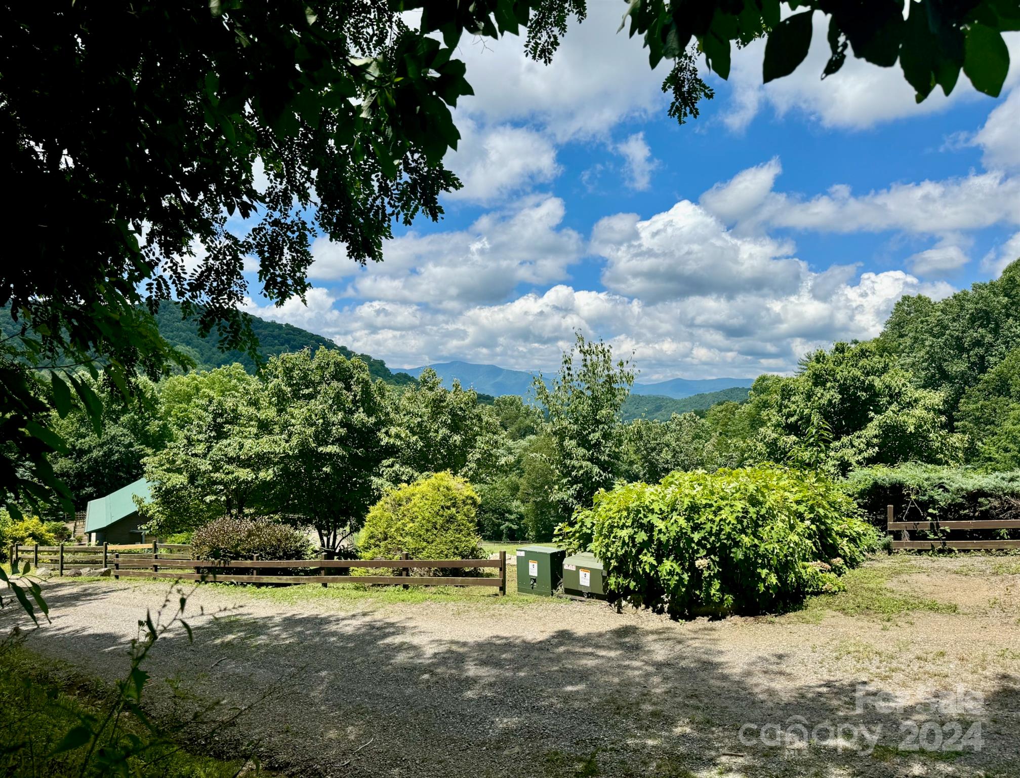 35 Flying Hawk Way Clyde NC 28721