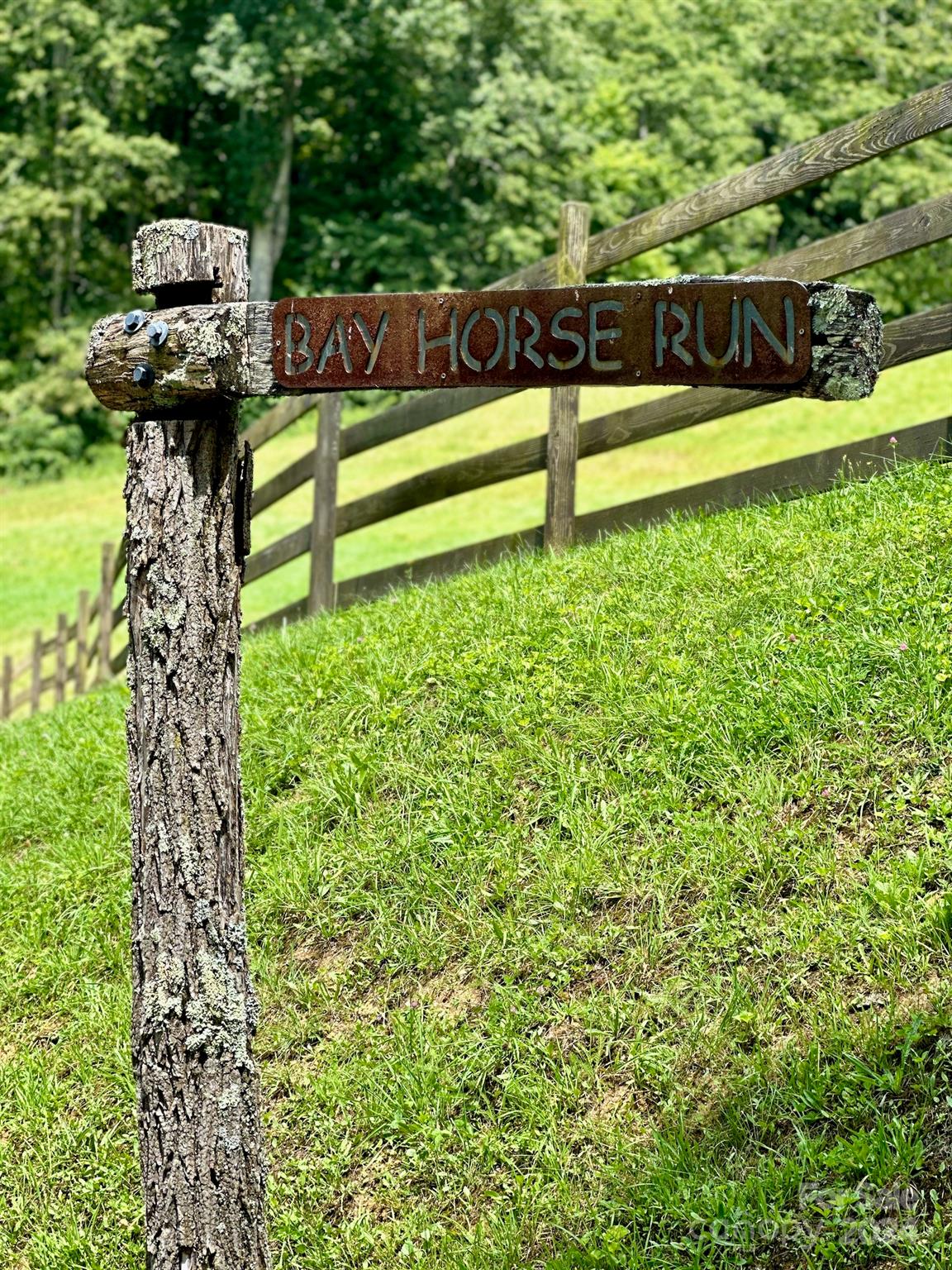 35 Flying Hawk Way Clyde NC 28721