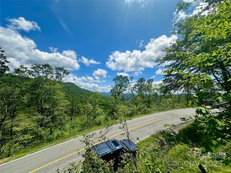 255/256 Grouse Moor Drive Sugar Mountain NC 28604
