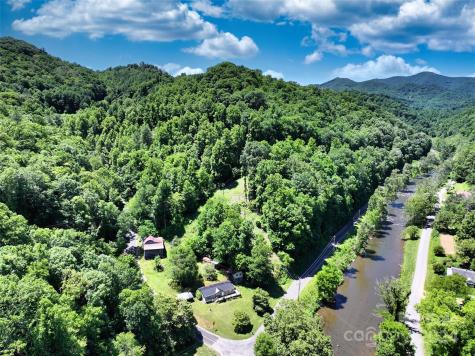 3065 Piney Hill Road Burnsville NC 28714